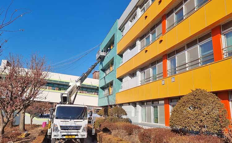 초등학교 유리창청소 내부 외부 창틀청소 후 ...